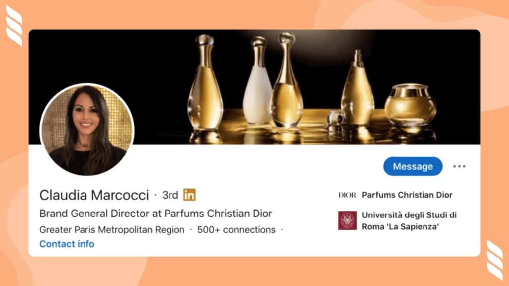 LinkedIn backgrounds: Showcase Your Products